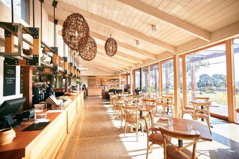 Yabby Lake Vineyard - Tourism Canberra 0