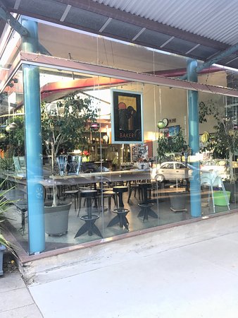 Mount Beauty Bakery - Tourism Canberra 0