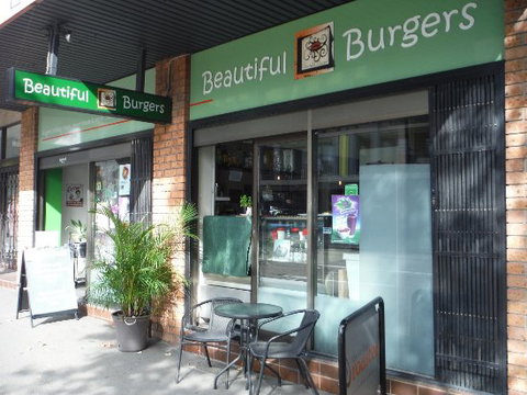 Beautiful Burgers - Tourism Canberra 0