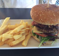 Jules by the Lake Cafe - Tourism Canberra