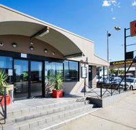 Belfield Hotel - Tourism Canberra