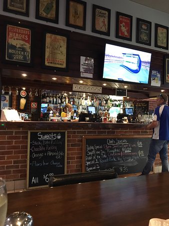 Hotel Dudley - Tourism Canberra 0