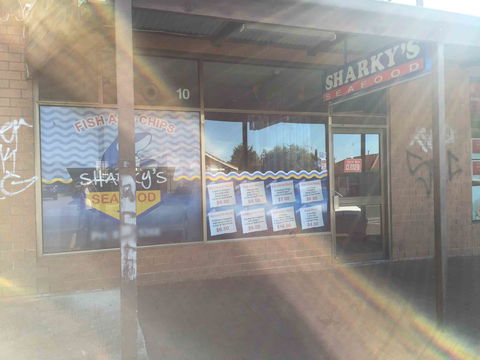Sharky's Seafood - Tourism Canberra 0