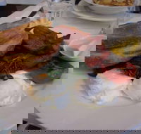 Chicken and Fishhead - Tourism Canberra