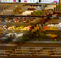 Squeezz Juice Bars - Tourism Canberra