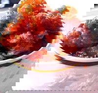 Mad fo' Chicks - Tourism Canberra