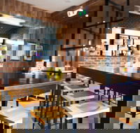 The Precinct Hotel - Tourism Canberra