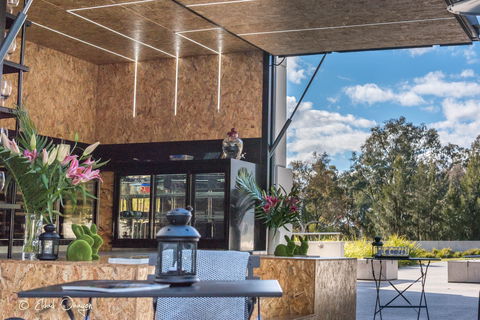 The Pop Inn By Wine Bar Co. - Tourism Canberra 1