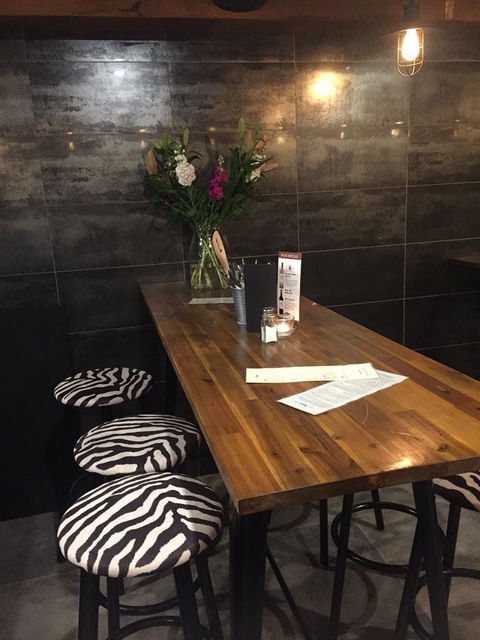 Z Bar And Restaurant - Tourism Canberra 0