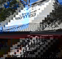 Magpie and Stump Hotel - Tourism Canberra