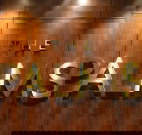 The Palms Hotel - Tourism Canberra