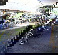 Woolpack Hotel  Lounge - Tourism Canberra