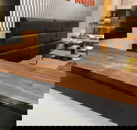 Portico Chicken - Tourism Canberra