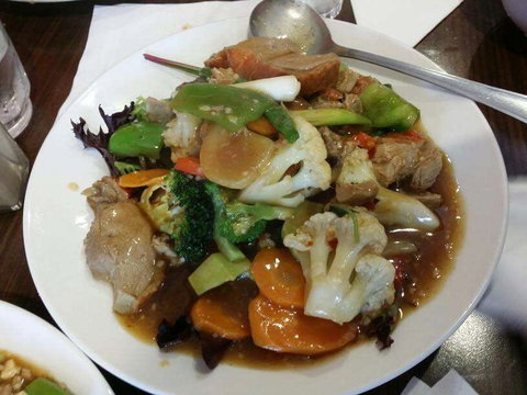 Sally's Asian Cuisine - Tourism Canberra 0