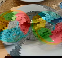 Starbucks - Surfers Paradise - Tourism Canberra