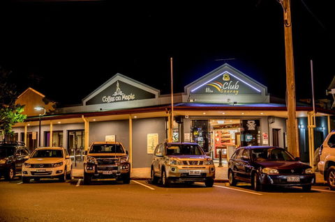 Cooroy RSL - Tourism Canberra 0