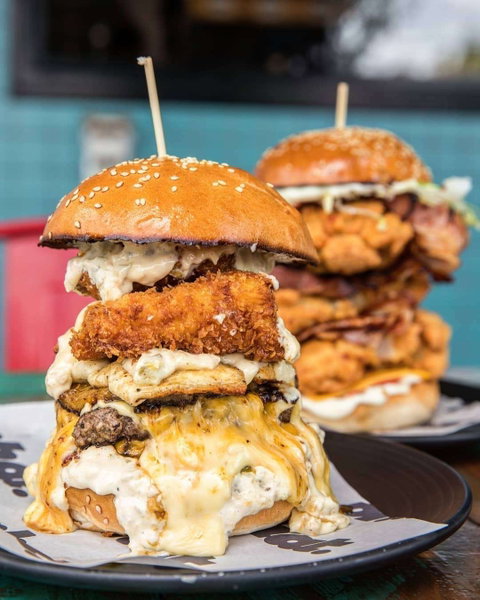 PHAT Pizza And Burger Bar - Tourism Canberra 0