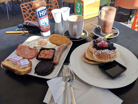 Chippy's Fish Cafe - Jindalee - Tourism Canberra 0