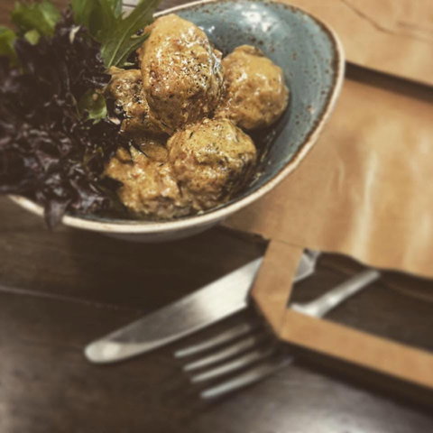 Mr Hibbert’s - Tourism Canberra 0