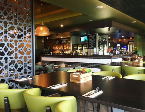 The Racehorse Hotel - Tourism Canberra 1