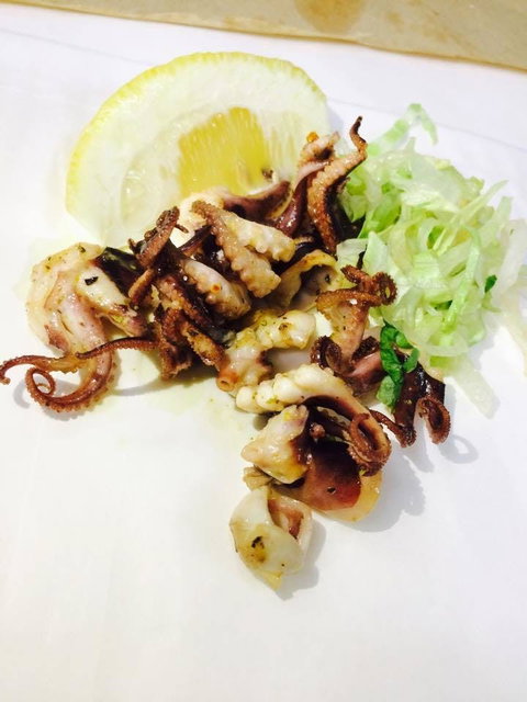 Graceville Seafood - Tourism Canberra 0