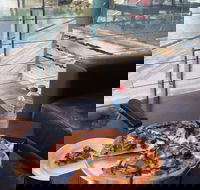 Little Caesars - Sorrento - Tourism Canberra