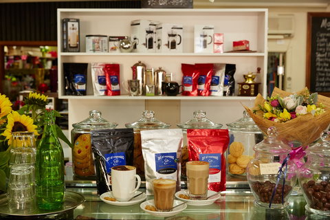 Thom, Dick And Harrys - Tourism Canberra 2