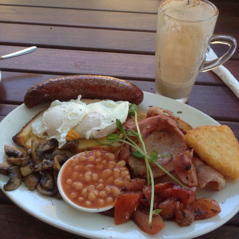 Hardware Cafe - Tourism Canberra 0