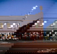 RiverView Cafe  Wine Bar - Tourism Canberra