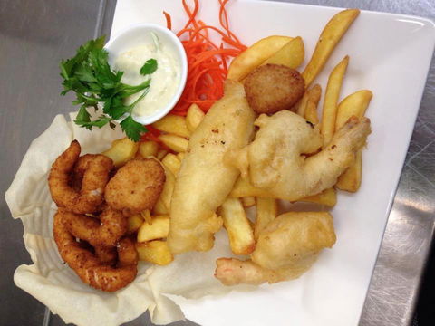 The Lazy Lobster - Tourism Canberra 0