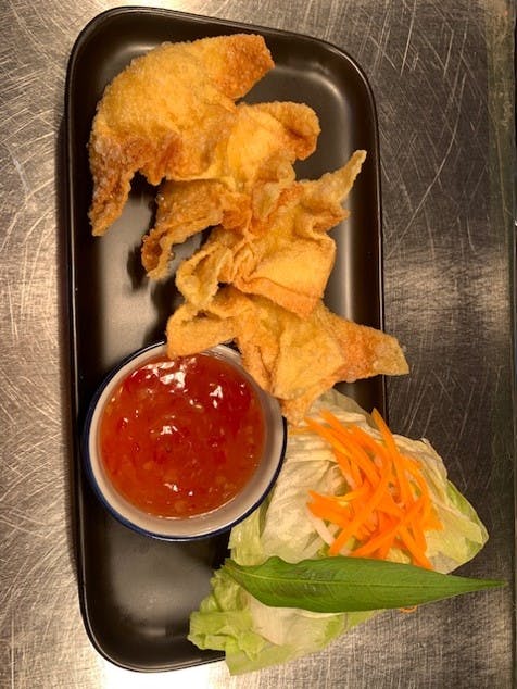 Ha Long Bay Cafe - Tourism Canberra 0