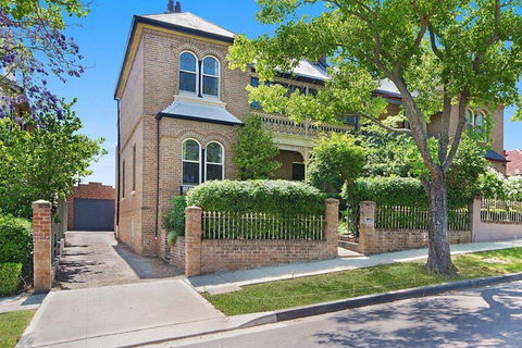 Brookfield House - Tourism Canberra 0