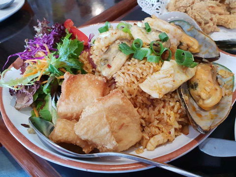 Beschico - Tourism Canberra 0