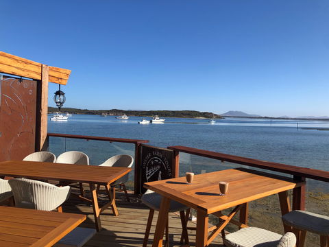 Oyster HQ - Tourism Canberra 0