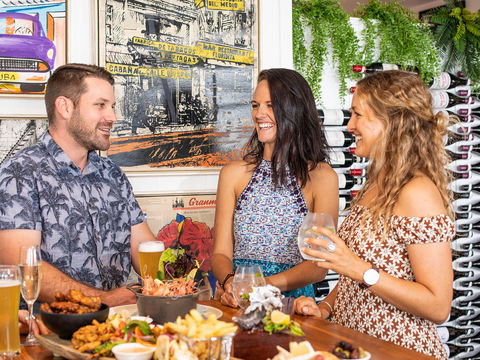 The Garden Bar Bistro - Tourism Canberra 1