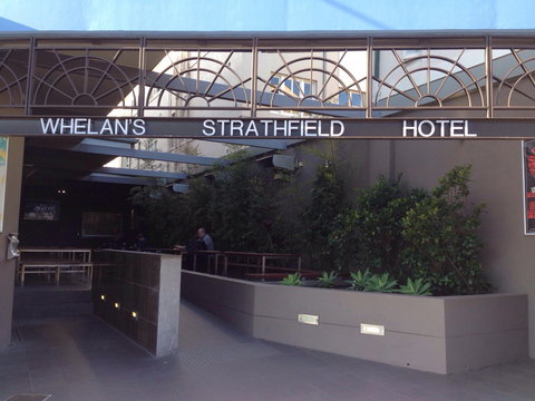 Whelan's Strathfield Hotel - Tourism Canberra 0