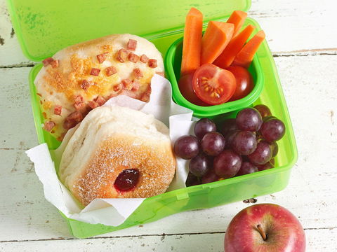 Bakers Delight - Bateau Bay - Tourism Canberra 0