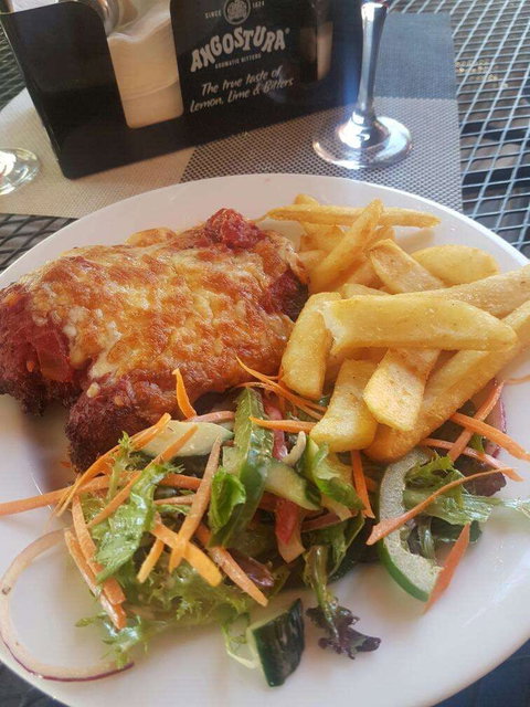 Leonard's House Of Love - Tourism Canberra 0