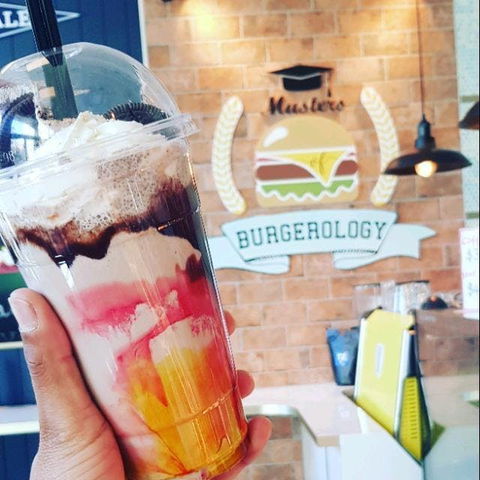 Glamorama - Tourism Canberra 0