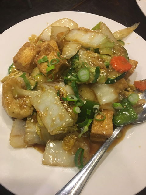 Mr Deng's Chinese Restaurant - Tourism Canberra 0