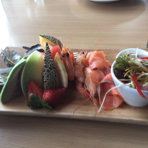 Warf Restaurant - Tourism Canberra 0