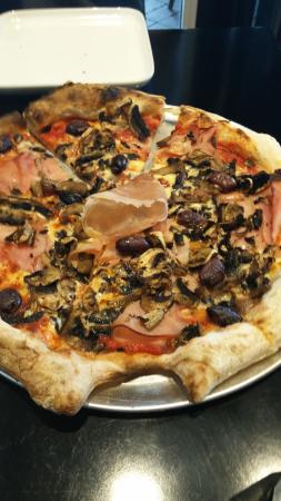 Uno Caffe & Pizzeria - Tourism Canberra 0