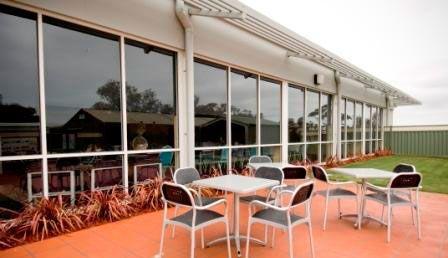 Leopold Sportsmans Club - Tourism Canberra 6
