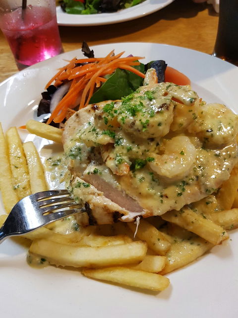 Bay Bar & Bistro - Tourism Canberra 3