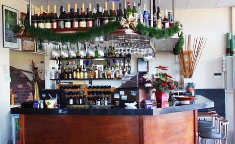 Magna's On Main - Tourism Canberra 2