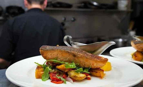 Magna's On Main - Tourism Canberra 5