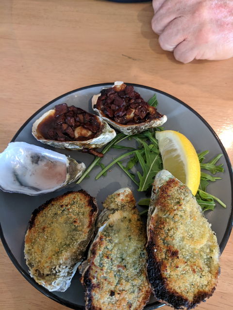 Oyster Bar Darwin - Tourism Canberra 9