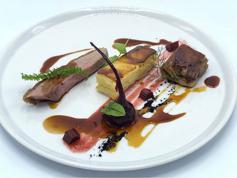Eschalot Restaurant - Tourism Canberra 0
