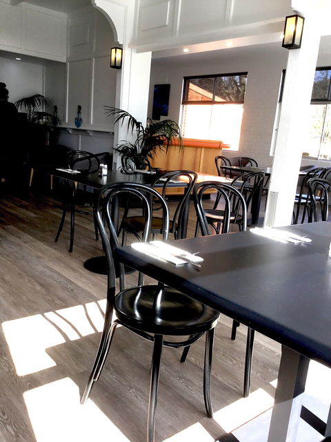 Yacht Club Fifty Five - Tourism Canberra 1
