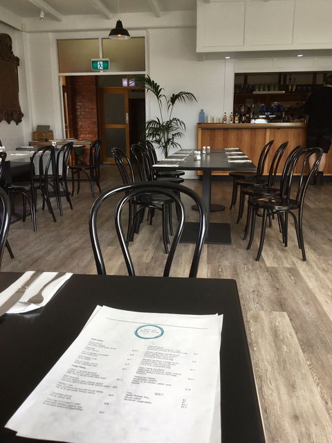 Yacht Club Fifty Five - Tourism Canberra 7